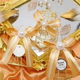 Present Wrap Wedding Mini Metal Gold Bird Cage Candy Boxes Baby Shower Favors Box Souvenir för gäster födelsedagstillbehör