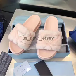 Slippare 2021Luxurys Designers Kvinnor damer ull glider vinter päls fluffy pälssandaler tofflor varma bekväma fuzzy flick flip flop tofflor storlek 35 j230815