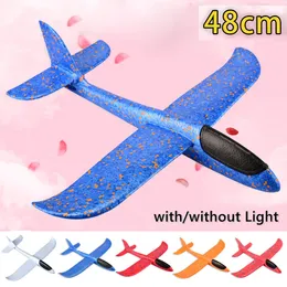 Flygplan Modle EPP Foam Airplane Toys Stora kastflygplan med/utan LED -ljus utomhussportspel Flygplan Toys for Kids 48cm 230814