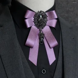 Bow Ties Passar smycken Tillbehör Män strass brosch slips skjorta krage stift kristall slips