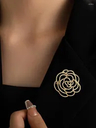 Broşlar Camellia Çiçekleri Lüks Broş 623 Moda Hafif Bakır Malzeme Korsaj Aksesuarları