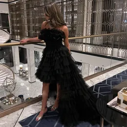 Black High Low Prom Dresses Strapless Ruffles Tiered Homecoming Dress with Detachable Train Front Short Back Long Ball Gown Party Wear