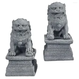 Dekorativa figurer 2st Lion Statue Feng Statyer Shui Foo Guardian Dogs Mini Stone Decor Chinese Style Desktop Prydment