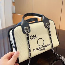 Designer Bolsa de bolado de boliche feminino Bolsa de compras de tamanho grande bolsa de viagem Top Tote de luxo clássico bordado Matelasse Chain Bag Sacos de Computador 28x13x20cm