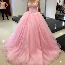 Princess Ball Gown Sweet 16 Party Quinceanera Dresses Pink Tutu 스커트 연인 코르셋 주름 플러스 크기 소녀 데뷔 탄티 홍보 DRE254V