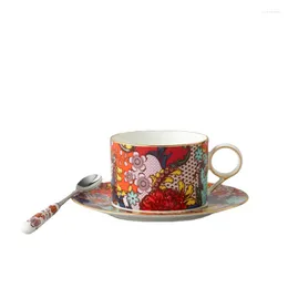 Brocade 3 Head 200ml 세라믹 커피 세트 유럽 입구 럭스 목회 스타일과 같은 컵 접시 꽃 꽃