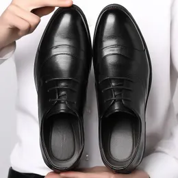 Klänningskor Fashion Business Men Classic Leather Men's Suits Laceup Oxfords storlek 44 230814