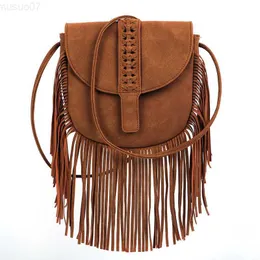 Bolsas de mensagens de camurça falsa de camurça de couro boho bolsas de crossbody para mulher hippie tápsel tassel bolsas mensageiras vintage finge mensageiro saco feminino l230815