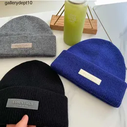 Cappello per adulti autunno e inverno semplificato Lettere a maglia con cappello a maglia nebbia maschile e calda per protezione alle orecchie da uomo