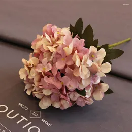 Flores decorativas Hydrangea artificial Twigs vintage Buquet de seda 32cm 6 Forks Fake for Wedding Home Decor Diy Acessórios