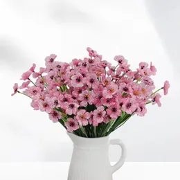 الزهور الزخرفية محاكاة واقعية بشكل مذهل - البنفسان الأرجواني مصنوع من البلاستي