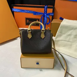 Braune Handtaschen Frauen Luxusdesigner Vintage Handtaschen Multi -Size -Buchstaben Luxus echtes Leder Mode klassische Mini -Umhängetasche Reißverschluss Frauen Mochila Mochila