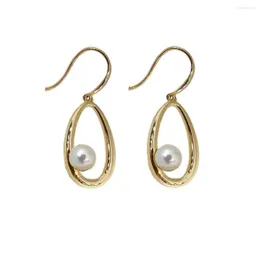 أقراط مسمار Madalena Sarara 5mm-6mm Freshwater Pearl Women 18K Gold Gold Hook Hook Dangle Au750