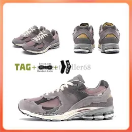Nowy 2002R Casual Shoe Protection Bag Designer Sports Sneaker Nowy luksus OG 2002r Salehe Benbury Sneaker Railner