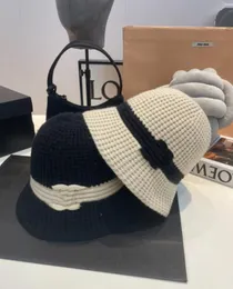 Inverno chapéu de tricô alfabetista chapéu de balde de luxo de luxo estilo bucket estilo coreano estilo japonês faz seu rosto parecer menor