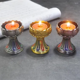 Titulares de vela Lotus manteiga lâmpada de lâmpada Capfetark em frente aos ornamentos domésticos de Buda para