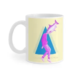 Mughe una giornata perfetta per tazze di caffè bianco banano bianco divertenti in ceramica coffeeteacocoa regalo salinger pesce uomo mangiato geometria 230815