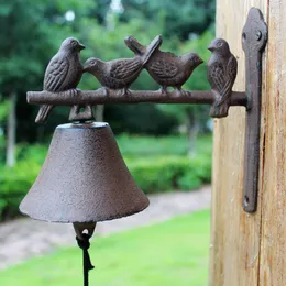 Dekorativa föremål Figurer Fyra fåglar Cast Iron Hand Cranking Wall Bell Rustic Retro Mounted Welcome Door Home Garden Decor On Branch 230815