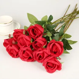 Dekoracyjne kwiaty 7 szt. Rose Wedding Bouquet Propozycja Walentynki Mother's Artificial Party Decoration