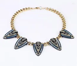 Ketten trendy klassische Böhmen lange Luxus modische Lady Lady Crystal Leaf Kleider Halskette für Frauen handgefertigtes Schmuckteil Geschenk