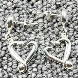 Stud Unode50 Eletroplinado de moda requintada 925 Silver Irregular Heart Shaped Breating's Romantic Holiday Gift 230815