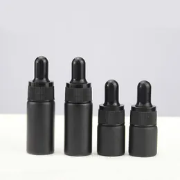 Lüks Mini 10ml Mat Siyah Beyaz Esansiyel Yağ Cam Pipet Damlası Şişe 5ml Toptan Bcpur