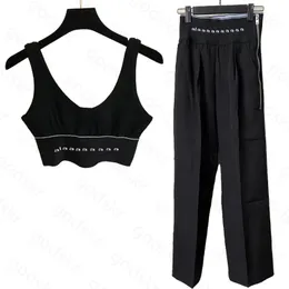 Classics Women Yoga Vest Pants Sleeveless Camisole Slim Fit Tops High Waisted Pants Stretch Trousers Tracksuits Yoga Set