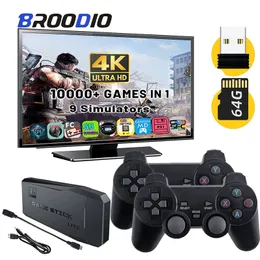 Игровые контроллеры Joysticks Broodio 4K HD Video Console Stick 4K 10000 Games 2 4G Двойной беспроводной контроллер Retro TV 4 K Drop 230816