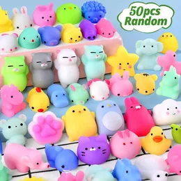 Toy de descompressão 10/50pcs mini brinquedos mole mochi machis kawaii animal padrões de estresse de estresse Squeeze para crianças meninos presentes de aniversário de meninos 230816