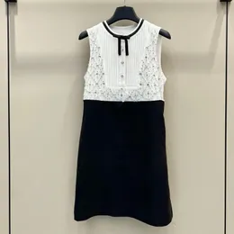 23 Summer Women Designer Designer Dress Tee Shirts Abites with Beading Girls Milan Runway Jersey Top Top A-Line Sleeveless Camion Abito a camisole Mini Designer Abiti