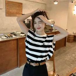 Women's Tanks Striped Vest T-shirt Summer 2023 Design Sensual Machine Niche Loose Girls Wear Sleeveless Tops