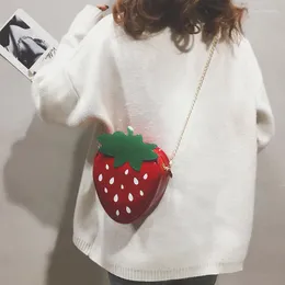 Abendtaschen 2023 Trendy Koreanische Version Kette Cartoon Girl Erdbeer Cross -Body -Umhängetaschen Designer Luxus Mini Geldbeutel und Telefon