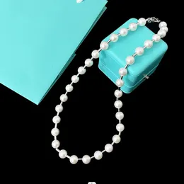 Neu gestaltete Mode 925 Silverluxury White Shell Pearl kleiner runder Röhrchen Single Loop Halskette Titanium Stahl Designer Schmuck T0816