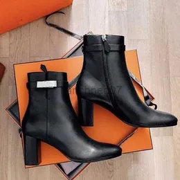 Bot 021s Kadın Ayakkabı Lüks Tasarımcı Lady Kısa Bot Ayak Bilgi Pamuk S Saint Germain Boot Siyah Orijinal Deri Düşük Topuk Ayakkabı Eu35-42 Kutu G230130