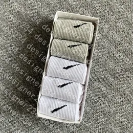 Letter NK Print socks Classic Hook designer Mens womens calcetines Stocking Pure cotton absorbent breathable short boat socks luxury garter with box c5