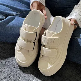 SURET BUTS Koreańskie buty swobodne sneakery żeńskie zatyka platforma okrągłe palce czołowe 2023 Creepers oddychające małe nowe letnie pętlowe pętlę soll0816