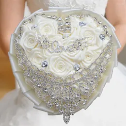 Bröllopsblommor Lyxig hjärtform Crystal Bouquet Hand White/Silver Bridal Love Bride Mariage Custom Made Made
