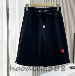 Moda markasının siyah unisex yüksek versiyonu Love Nakış Bir Erkek ve Kadınların Gevşek Beş Puan Günlük Gevşek Şort Orta Şort Plaj Pantolonu