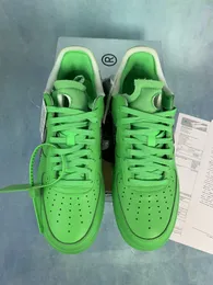 2023 İnanılmaz Koşu Ayakkabıları 1 07 Düşük Yeşil Metalik Gümüş Erkek Kadın Yaşam Tarzı Günlük Atletizm Sneakers