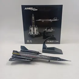 Aeronave Modle Diecast metal liga de liga de jato 1 144 escala SR-71 SR71 Blackbird Aircraft Plane Model Toy for Collection 230816