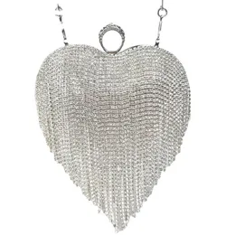 Вечерние сумки Love Bag Женская кисточка с бриллиантовыми сцеплениями Cheongsam Свадебное сердце Сумка для моды 230815