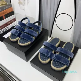 2023 Velvet Sandalet Bıçağı Kadın Kenevir Halat Dokuma Metal Zincir Sandal Lüks Sandalet Bale Daireler Kadın Tek Ayakkabı Espadrilles Katır Terlik Soafers Casual