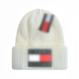 2024 Beanie Skull Caps Designer Männer/Frauen Beanie Cap Luxus Hut Strickmützen Ski Hüte Snapback TM Unisex Winter Casual Outdoor Hochwertige Mütze T8