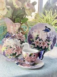 Tassen Europäische Lilie Keramik Teekanne Kaffeetasse Tee Blume Home Dekoration 3d Dekorative Teller Hochzeits Geburtstagsgeschenk 230815