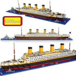 Build Block Ship Lepin Brick Titanic Model Ship Cruise Ship Model Bricks Boat Accessory Diy Diamond Building Blocks Titanic Model Kit Toy for Kid Christmas Gitfs