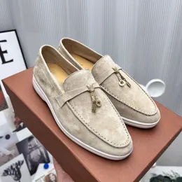 Buty sukienne zamszowe mokasyny kobiety letnie spacer Moccasins skórzane frędzle LP Kobiety płaskie buty metalowe zamek krawędzi poślizg na butach przyczynowych Rozmiar 35-45 230816