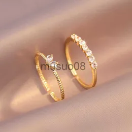 Bant Rings 2pcs Modaya uygun altın renk kalp zirkon halkaları Kadınlar için Set Lüks Moda Zarif Twist Yüzükler 2023 Yeni Hediyeler ve Parti Takıları J230817