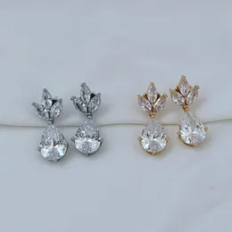 Stud Real 18K Gold Plated Clear Zircon Drop Flower Candy Earrings Jewelry Letter Wedding Gift Factory Partihandel med gratis dammväska