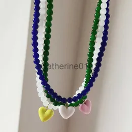 Anhänger Halsketten ZX handgefertigt transparente Perlenkette kurze Choker für Frauen süße Süßigkeiten Farbe Herz Anhänger Halskette Großhandel Mädchen Schmuck Geschenk J230817