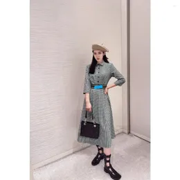 Lässige Kleider eleganter Chidori Check Elastic Taille Design Swing Dress Damenmodatmosphäre 2023 Herbst Pendler formelle Kleidung